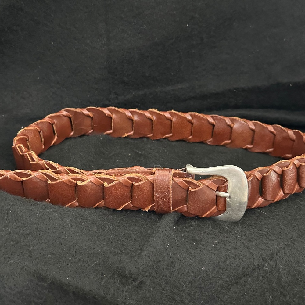 ,Vintage Y2K, real full grain 100%,  genuine brown leather women’s belt .size S